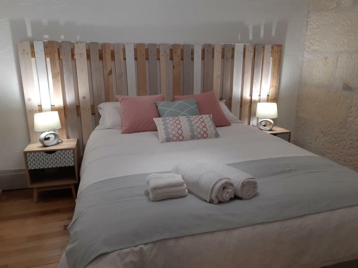 Le Vaillant, Appartement T2, Proche Gare, Hyper-Centre Et Marais, 1 A 2 Personnes, Wifi Μπουρζ Εξωτερικό φωτογραφία