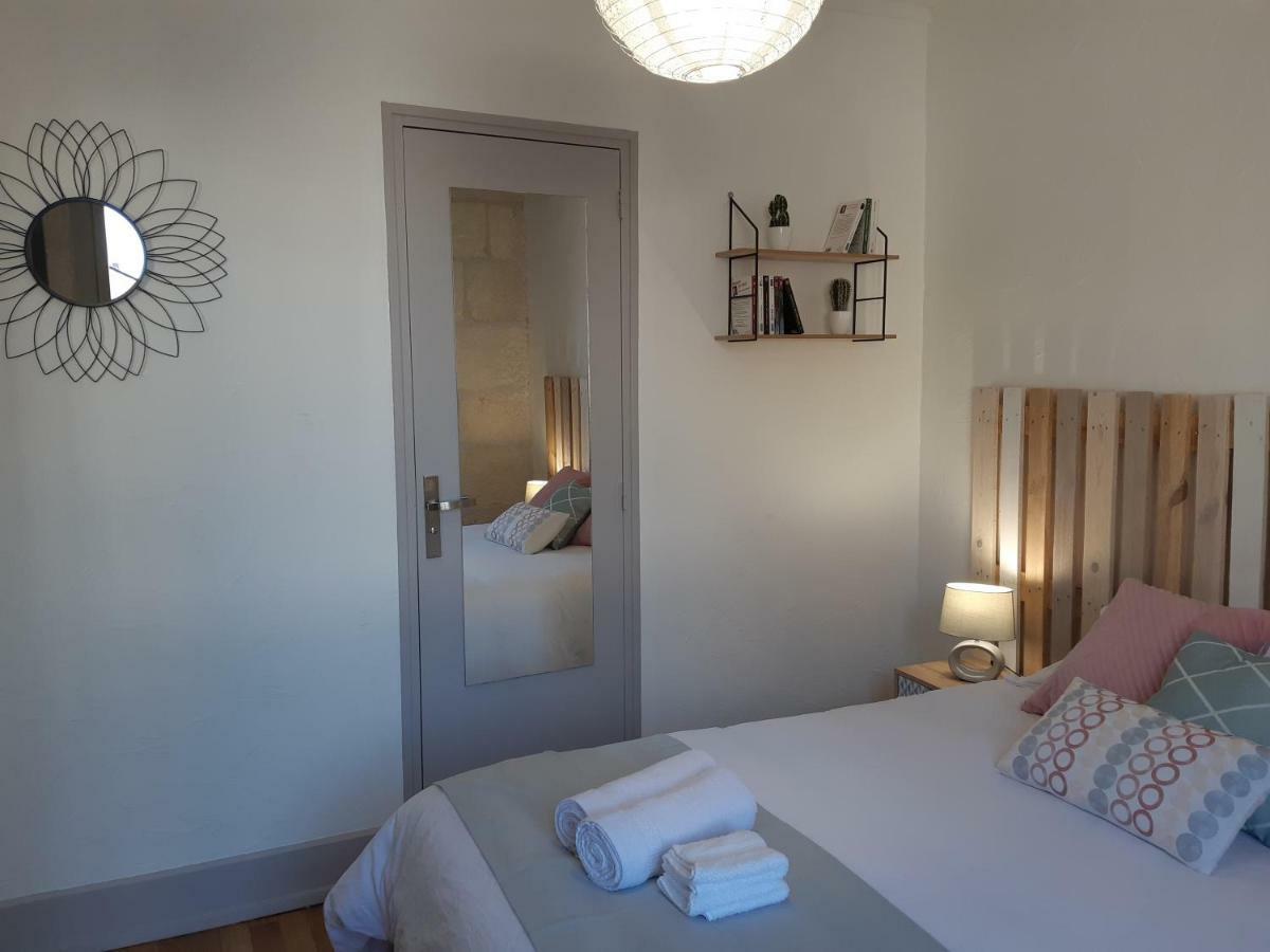 Le Vaillant, Appartement T2, Proche Gare, Hyper-Centre Et Marais, 1 A 2 Personnes, Wifi Μπουρζ Εξωτερικό φωτογραφία